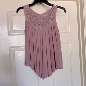Cute flowy pink top, limited wear